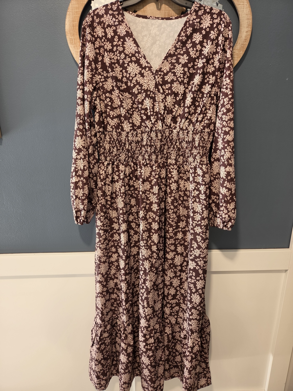 Women's Brown Floral Long Sleeve Maxi Dress. Lightweight Polyster. Smoked Bott.